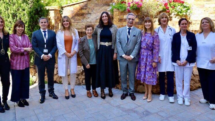 Foto oficial Visita de la Consejera de inclusión social a Málaga